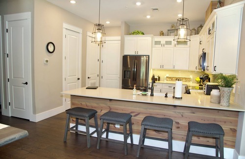 Blue Ridge Condo | SHOP, DINE, UNWIND…All In Downtown Blue Ridge!