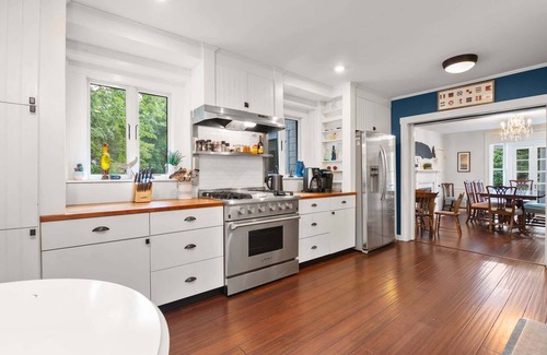 Yarmouth Port House | Shopping Restaurants 6 mins to Beach! AC!
