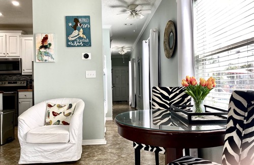 Crystal Beach Condo | Shore Beats Work condo @ Caribbean Dunes across from Crystal Beach - Snowbirds ❤️