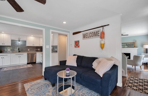 Old Saybrook House | SHORE BEATS WORK Weekend warriors.Family Friendly.Walk to Cornfield Point Beach