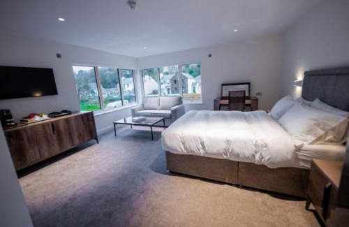 Laxey Hotel | Shore Hotel Laxey