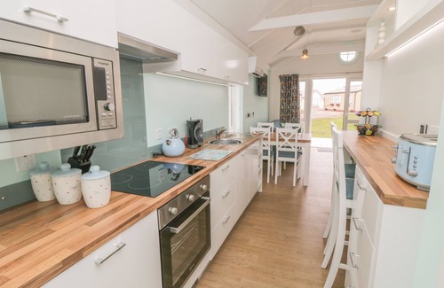 Bridlington House | Shore Thing 280