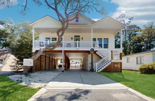 Tranquil Harbour House | Shore to be Sunshine