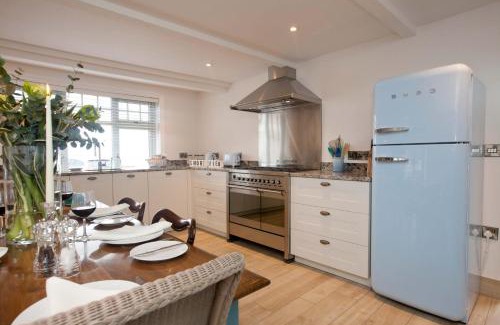 Sandsend House | Shore View