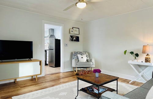 North Kingstown Cottage | Shorebreak Cottage