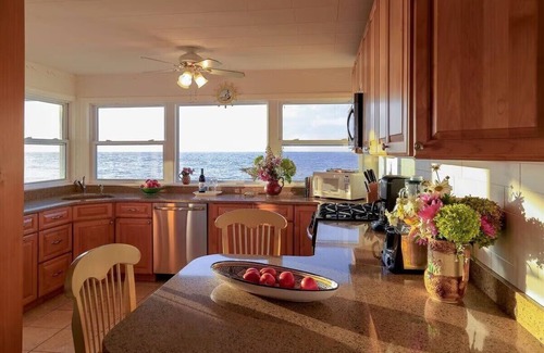Southold House | Shorecrest Beach House + Beach Front + Ocean views