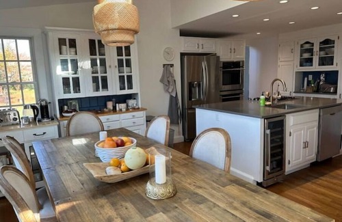 Old Greenwich House | Shorelands home near water & town, vacation vibes