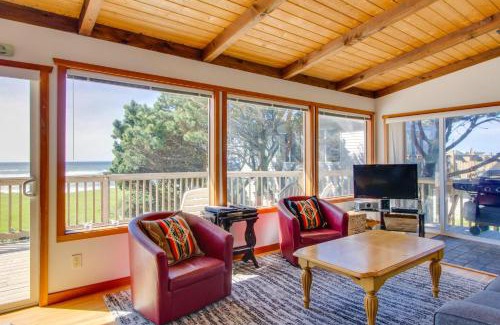 Cape Meares House | Shoreline Cottage Oceanfront Vacation Rental