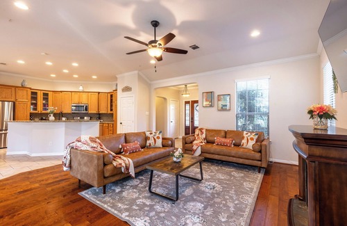 Quinlan House | Shoreline Escape: Luxury living in Lake Tawakoni