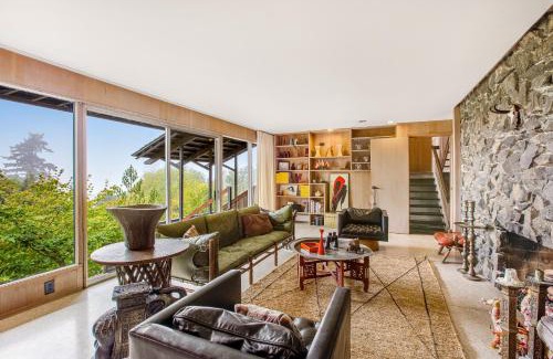 Innis Arden House | Shoreline Sanctuary
