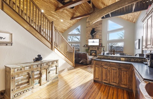 Branson House | Shorelines of Table Rock w Views & Access, Free Daily Tickets, Cmty Amenities