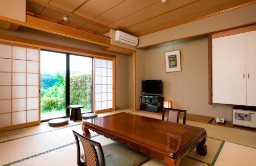 Nabari Hotel | Shorenji Lake Hotel