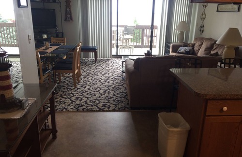 Port Clinton Condo | Shores #48: 3 BR / 2 BA Sleeps 8