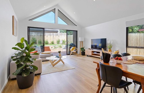 Rosebud House | Shoretell