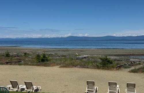 Regional District of Nanaimo Apartment | Shorewater Resort Oceanside Studio with Loft