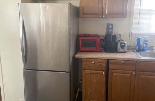 Inkster House | Short distance travel to and from DTW Airport.