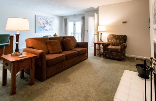French Lick Villa | Short Drive to French Lick Municipal Airport! Full Kitchen, Outdoor Terrace!