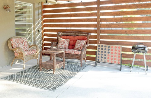Brooksville House | SHORT drive to Weeki Wachee, Sugar Mill Country Club, Cabot Citrus Farms,& MORE!