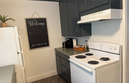 St. Augustine Cottage | Short driving distance from St. George's shopping and the serene Vilano Beach