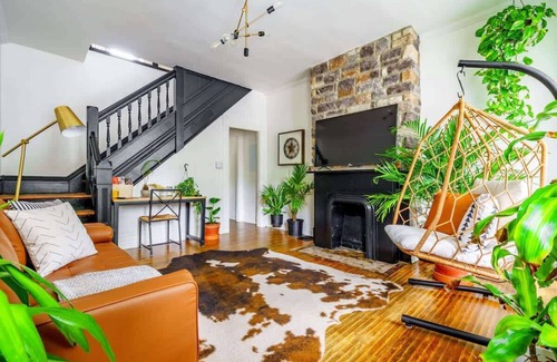Downtown Columbus House | Short North - Parking Free - Convention - Pets