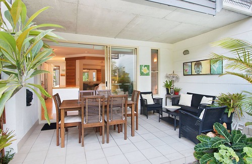 Casuarina Apartment | Short Stroll to White Sandy Beach