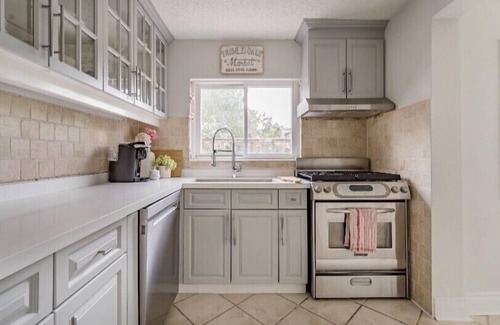 Oakwood Village House | Short term available Family/Work/Friendly Home w/Parking