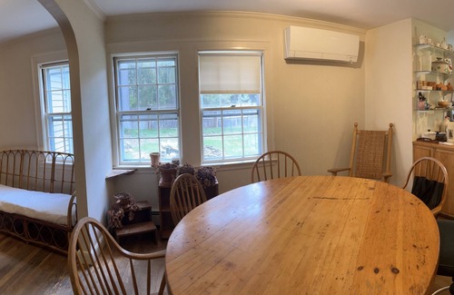 Lincoln House | Short term, pet friendly solar home in a quiet Lincoln neighborhood