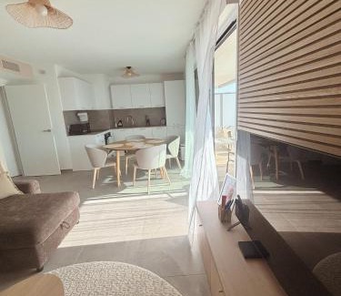 Saint-Laurent-du-Var Apartment | short time suites Les Vagues du 5e