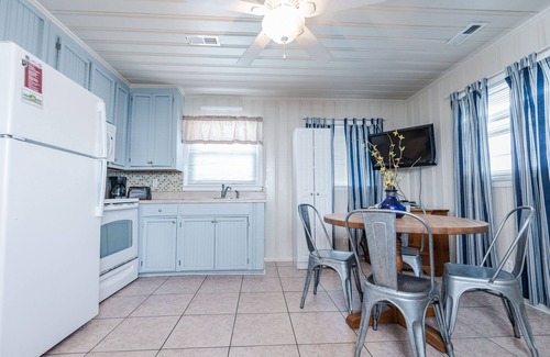Ocean Drive Cottage | Short walk to Beach, Private poolside cottage-5- 1 Bed/1 Bath near Main St