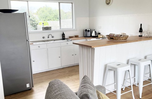 Capel Sound House | SHORT WALK TO BEACH, PET FRIENDLY,nCOSY NEWLY FURNISHED AND RENOVATED