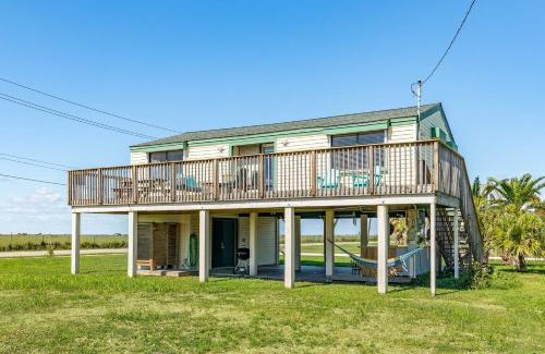 Jamaica Beach House | Short WALK to Beach Coffee Shop Restaurants