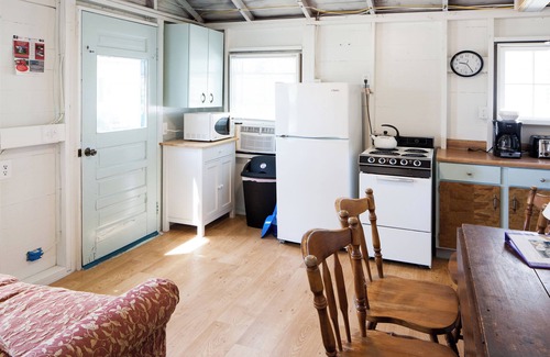 York Beach Cottage | Short walk to Short Sands & Long Sands Beaches! Affordable vacation in York! #6