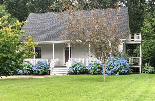 Misquamicut House | SHORT WALK TO THE BEACH.
