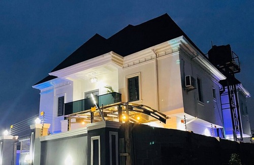 Lekki Apartment | SHORTLET APARTMENT IN IBEJU,LEKKI,LAGOS, NIGERIA.