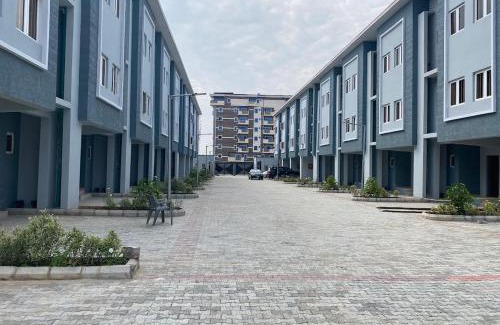 Ogombo Hotel | Shortlet Apartment Lekki, Lagos