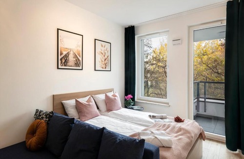 Marymount Apartment | ShortStayPoland Krzemieniecka