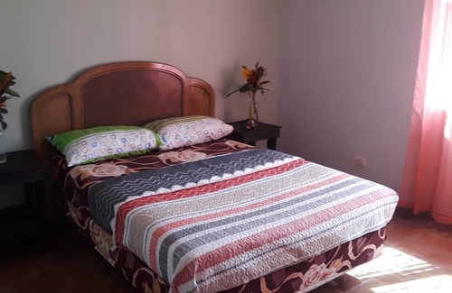 Arenal Cottage | Shorty's lake house just minutes from the lake