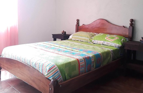 Arenal Cottage | Shorty's lake house just minutes from the lake