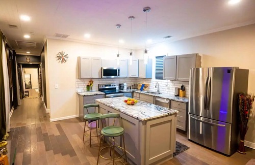 Pittsburgh House | Shotgun Style Home Near Mercedes-Benz & Downtown!