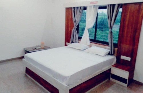 Wasda Hotel | SHREE ATITHI HIGHWAY HOTEL