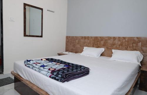 Ellora Hotel | Shree Jyotirlinga Residency