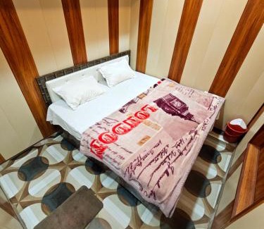 Faizabad House | Shree Rameshwaram Palace & Homestay