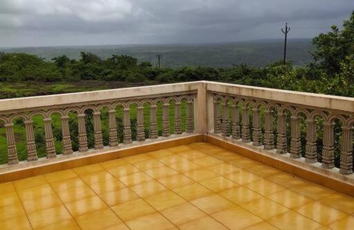 Ratnagiri House | Shree Srushti Homestay-Valley facing bungalow