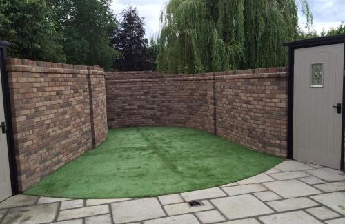 Shrewsbury House | Shrewsbury Cottage