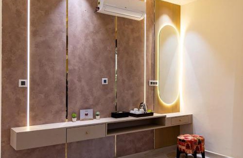 Bedla Villa | Shreya Blossom Retreat 4-BHK Retreat With Private Pool, Gazebo, Garden, Bar & Scenic Aravali Views