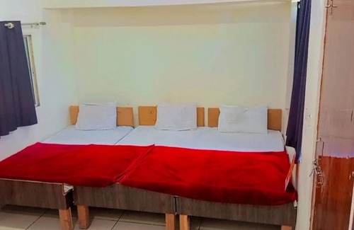 Ujjain Hotel | Shri Hari Lok Homestay