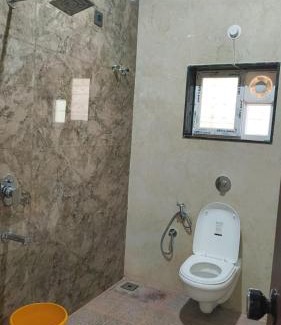 Gokarna House | Shri Virajita - Twin Bed with Living Room