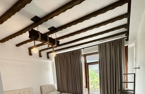 Permet House | Shtepia Ime