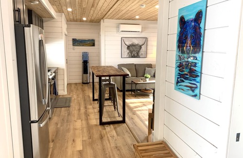 Anglemont Cabin | Shuswap Sea Can & Buoy Bar, Holiday Trailer, HOT TUB & Buoy!