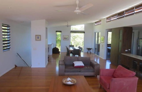 Agnes Water House | Shutters2 available NOW. Holiday availability.nSee also Shutters1A for couples